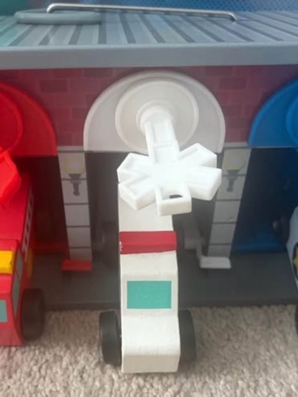 Melissa & Doug Rescue Vehicle and Garage